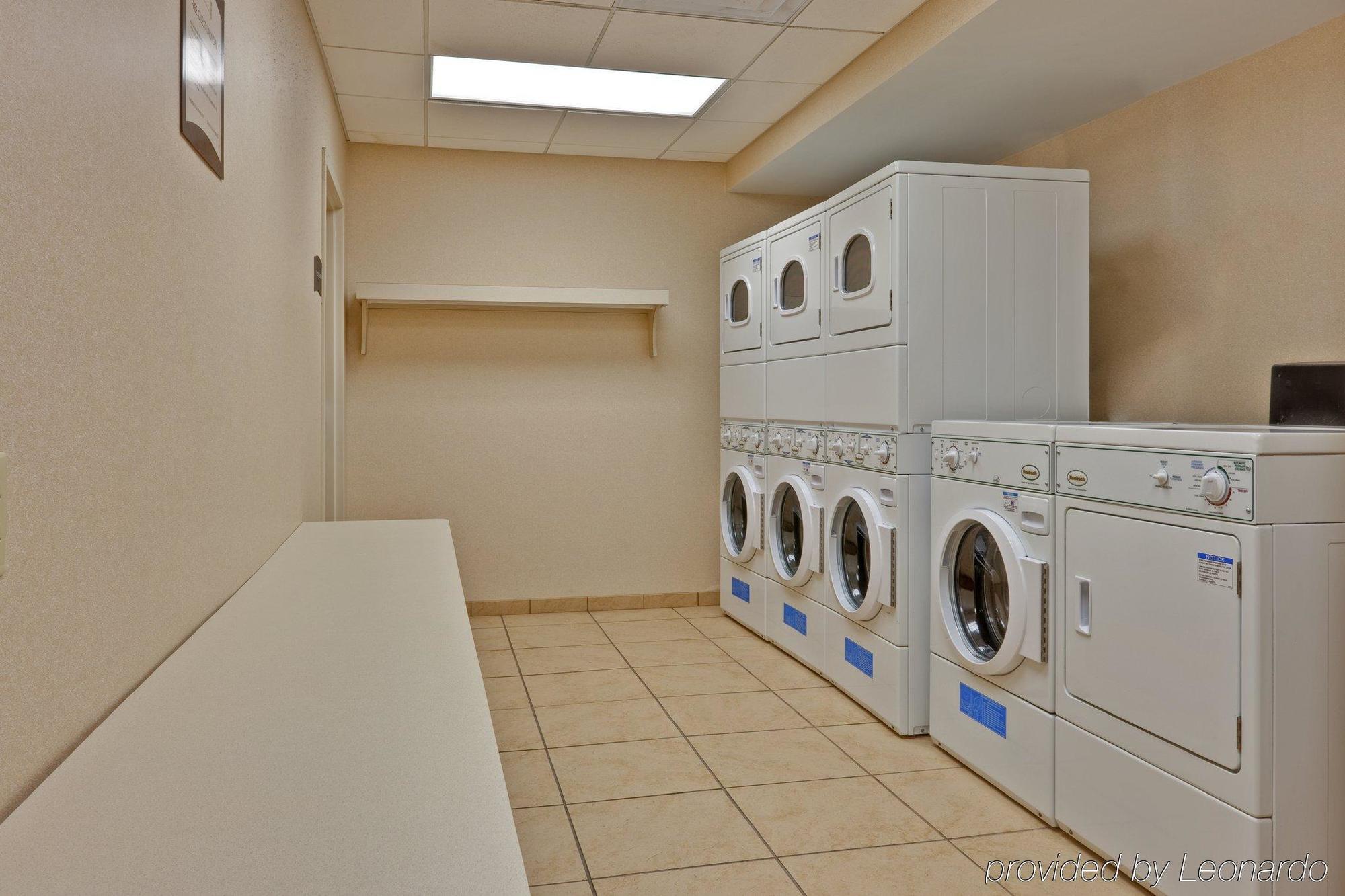 Hawthorn Suites By Wyndham Williamsville Buffalo Airport Konforlar fotoğraf